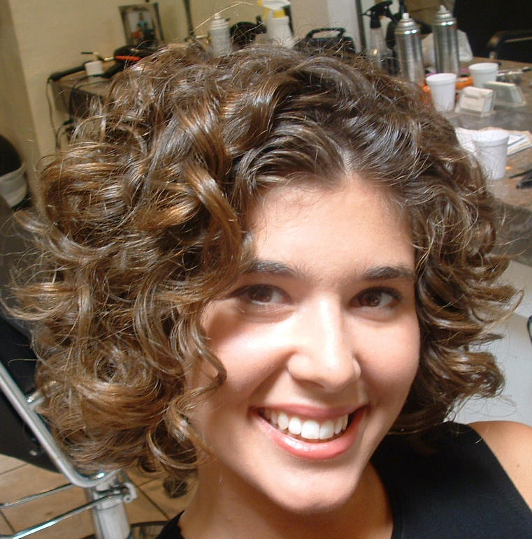 Cute Hairstyles For Frizzy Hair
 Cute Hairstyles for Short Curly Hair 2013