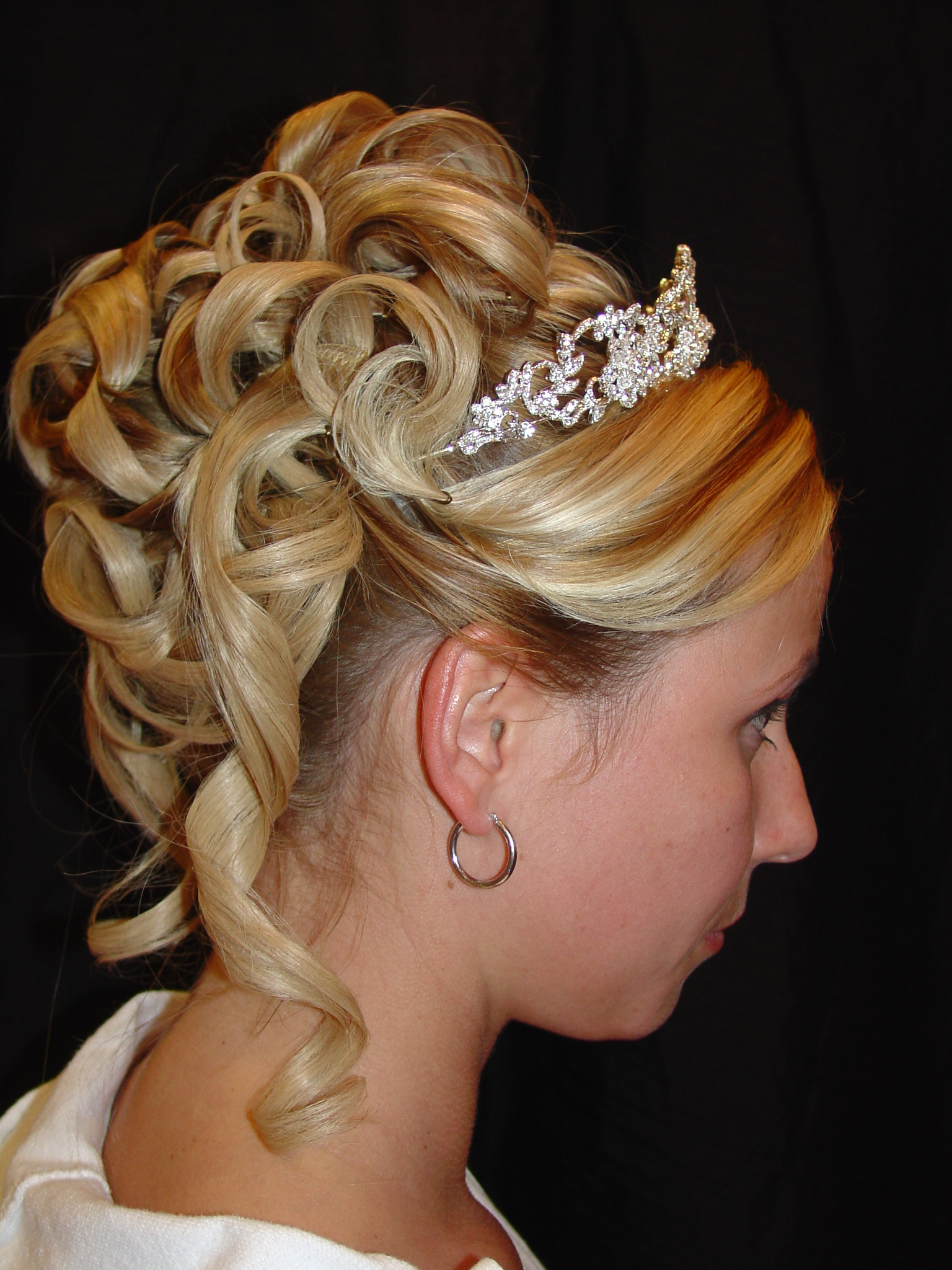 Cute Hairstyles For Prom
 Updo Hairstyles For Prom