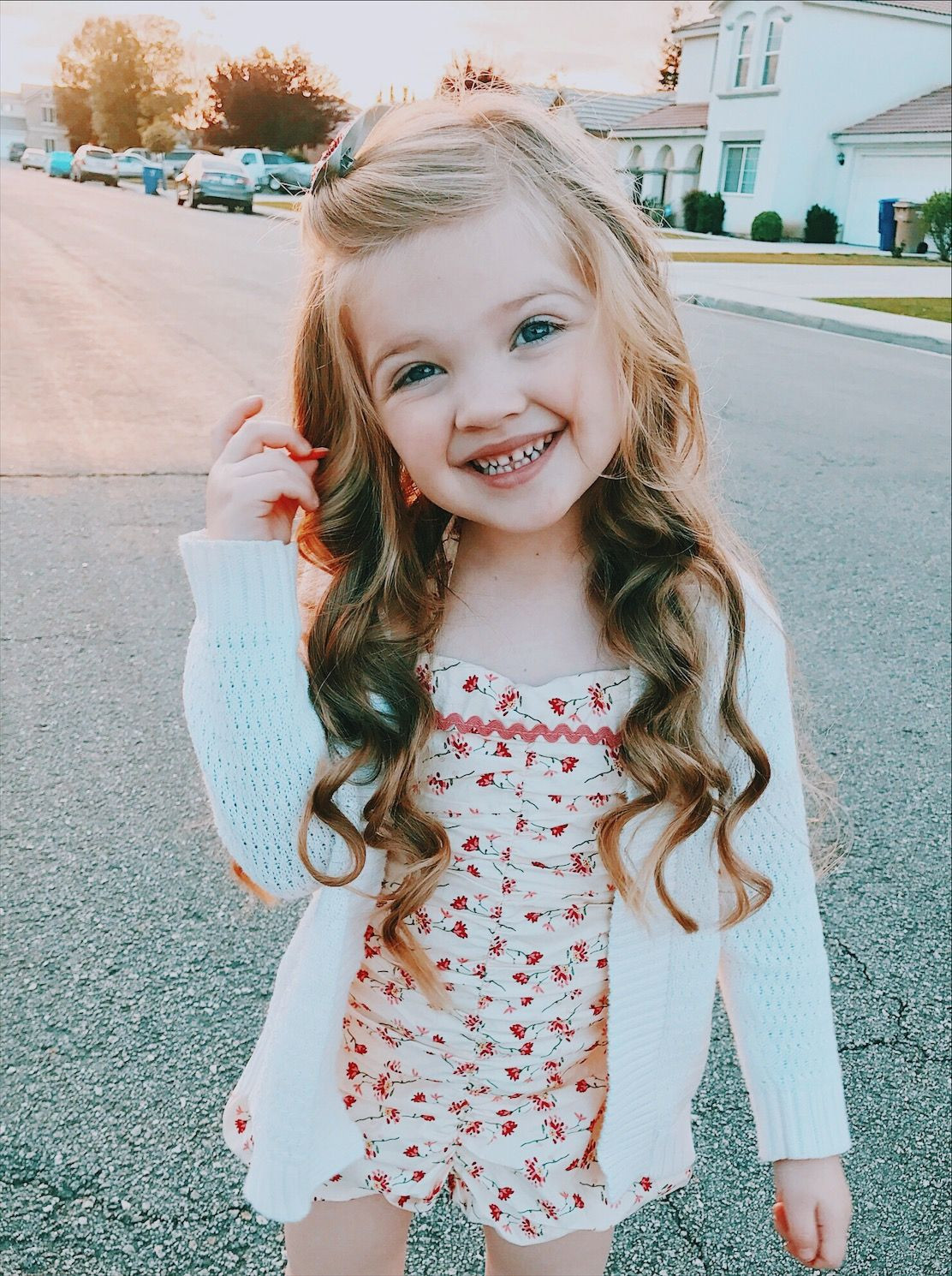 Cute Little Girl Hairstyles Pictures
 Little girl hairstyle long hair curls curled wavy beach