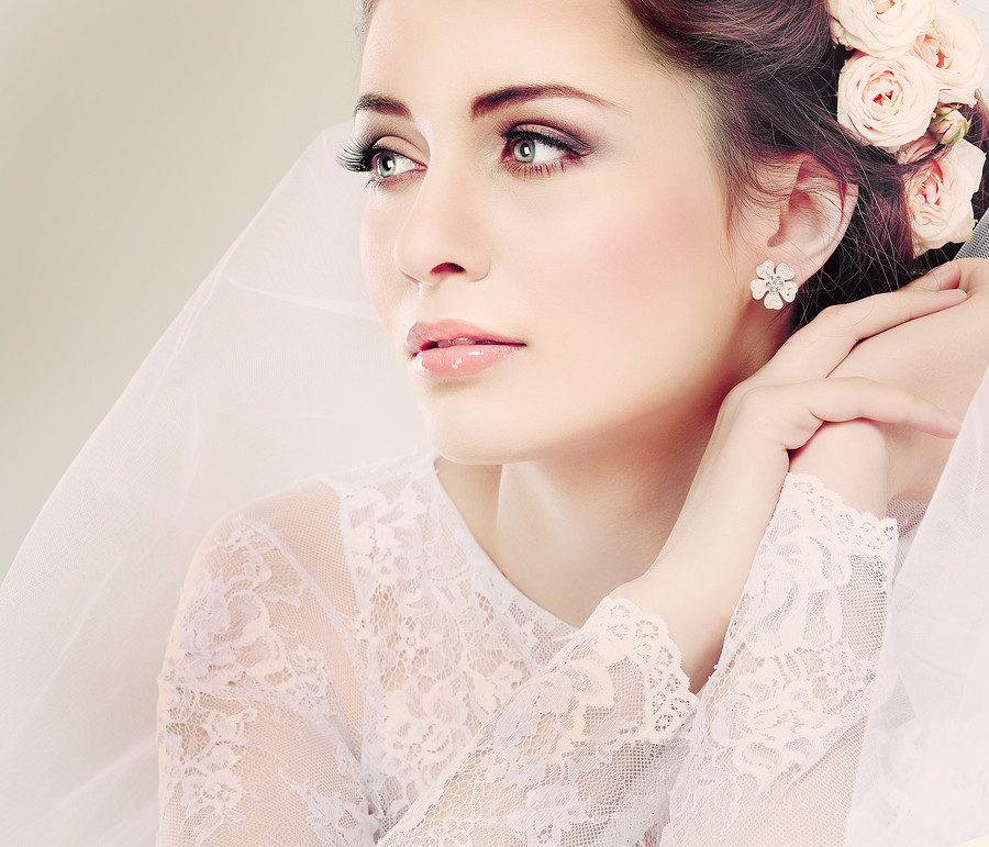 Daytime Wedding Makeup
 Wedding Day Makeup Accentuating Your Natural Beauty