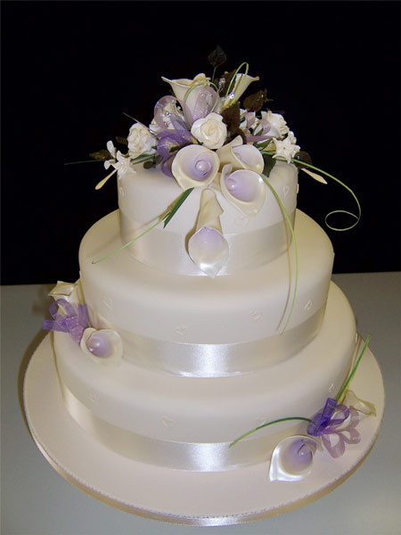 Decorating A Wedding Cake
 Wedding Wedding s May 2013