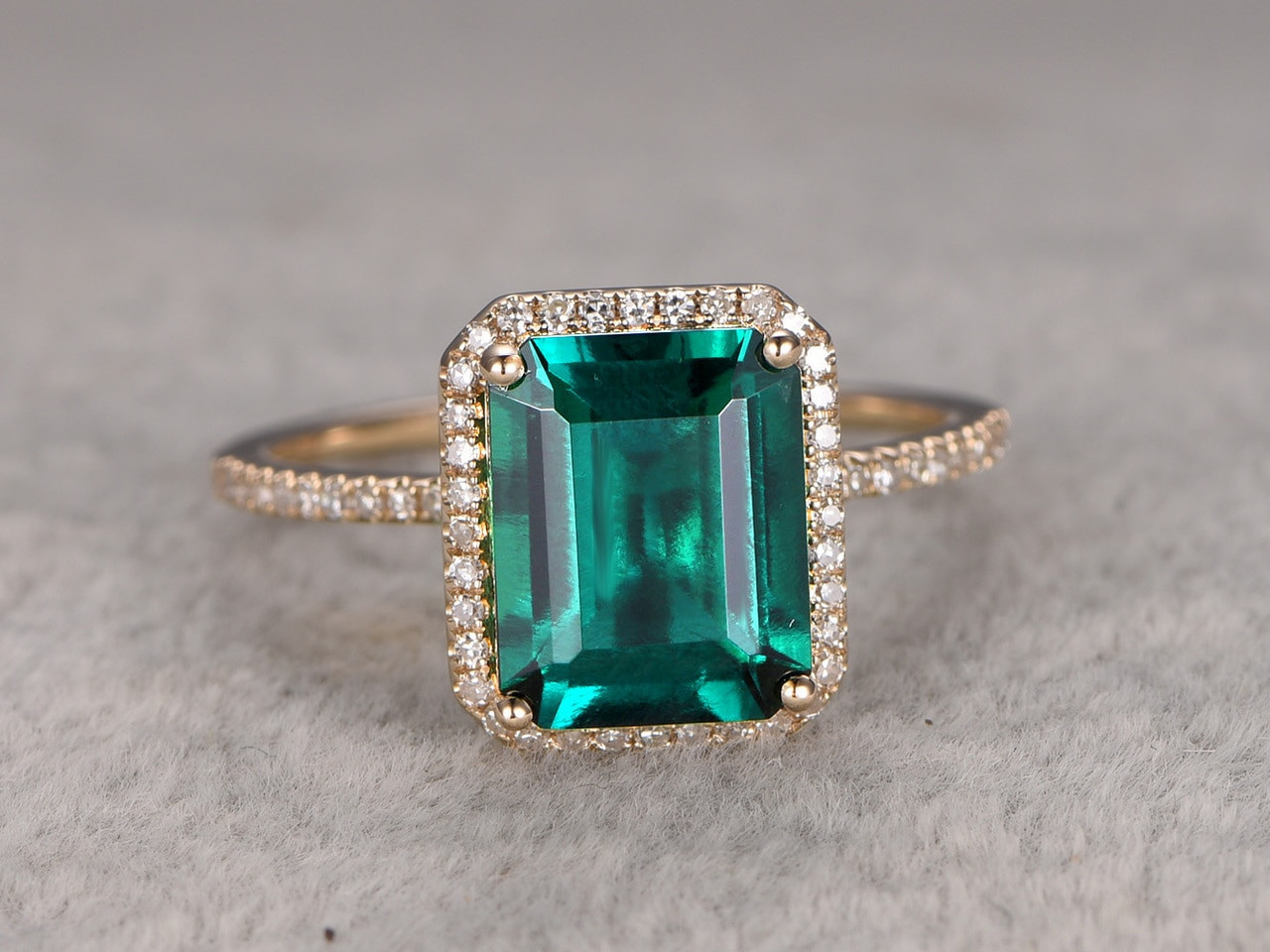 Diamond And Emerald Engagement Ring
 2 6 carat Emerald Diamond Engagement Ring Yellow Gold Halo
