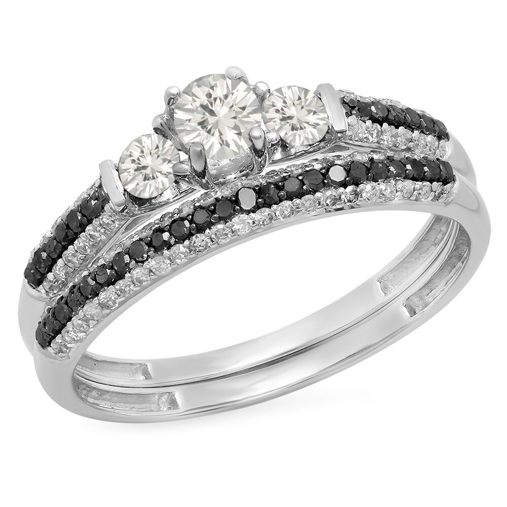 Diamond Bridal Ring Sets
 10K White Gold Diamond 3 Stone Bridal Engagement Ring Set