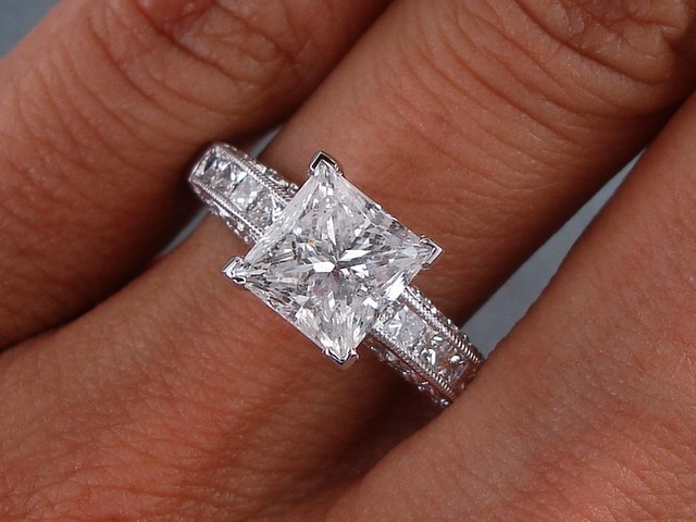 Diamond Slice Engagement Ring
 2 16 CARATS CT TW PRINCESS CUT DIAMOND ENGAGEMENT RING G