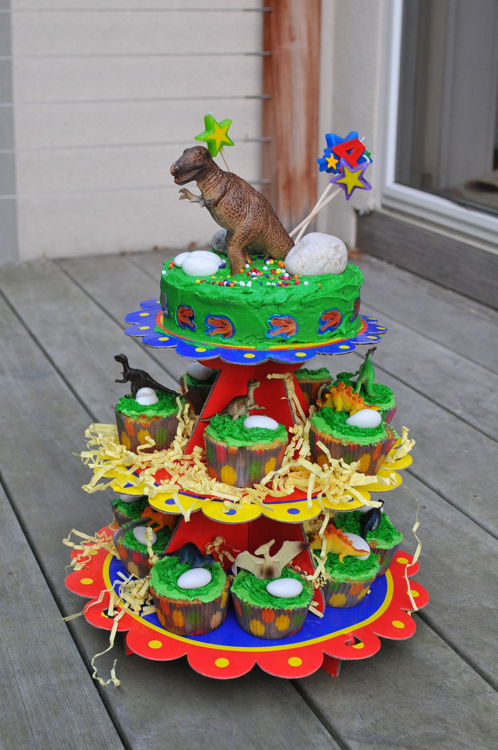 Dinosaur Birthday Cakes
 boys dinosaur birthday cakes