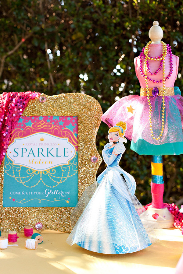 Disney Princess Birthday Decorations
 Sparkly Disney Princess Dream Party Free Printables