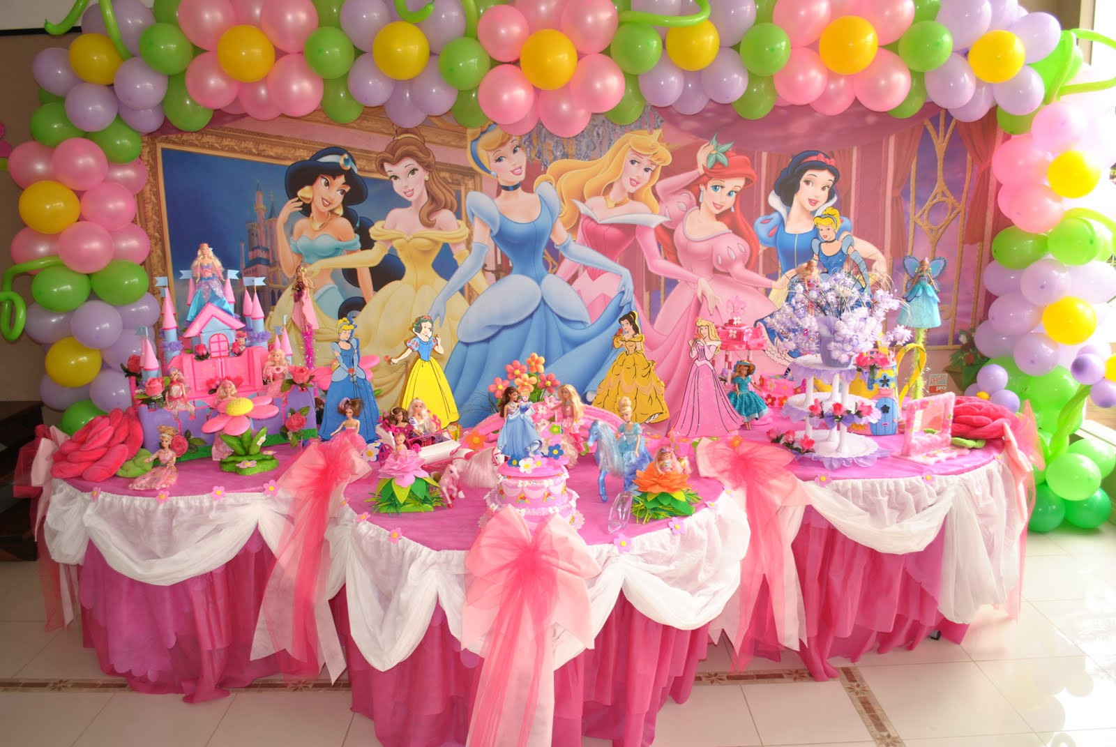Disney Princess Birthday Decorations
 Jumandalaluana Decoração Princesas Disney