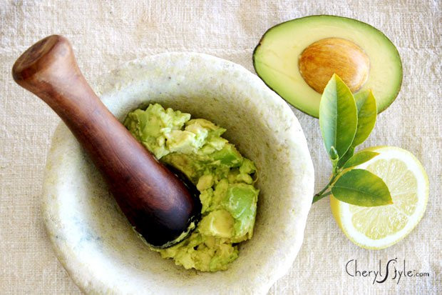 DIY Avocado Face Mask
 Homemade avocado mask – Everyday Dishes & DIY