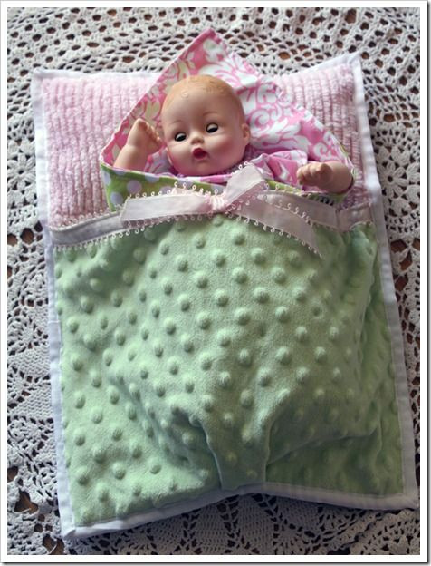 Diy Baby Doll Dress
 DIY BABY DOLL LAYETTE DRESSES DIAPERS AND CARRYALL