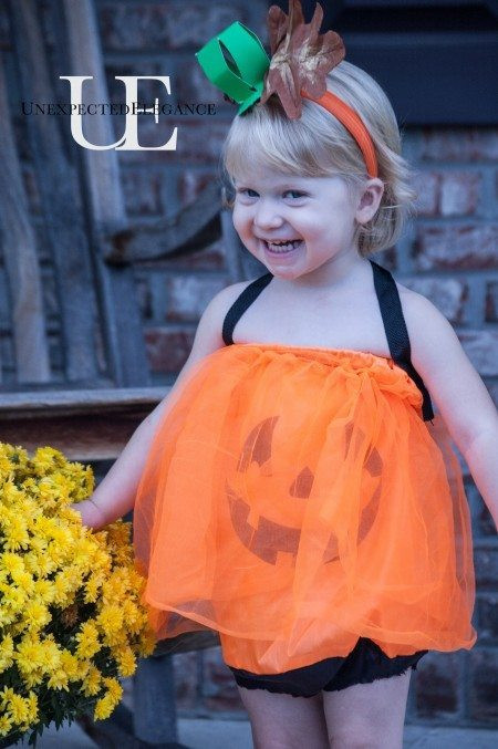 DIY Baby Pumpkin Costume
 15 SUPER EASY and CHEAP Kids Halloween Costumes