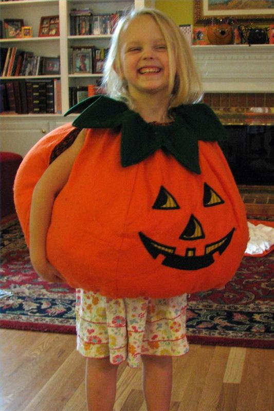 DIY Baby Pumpkin Costume
 How to Make a Great Pumpkin Costume Suhow