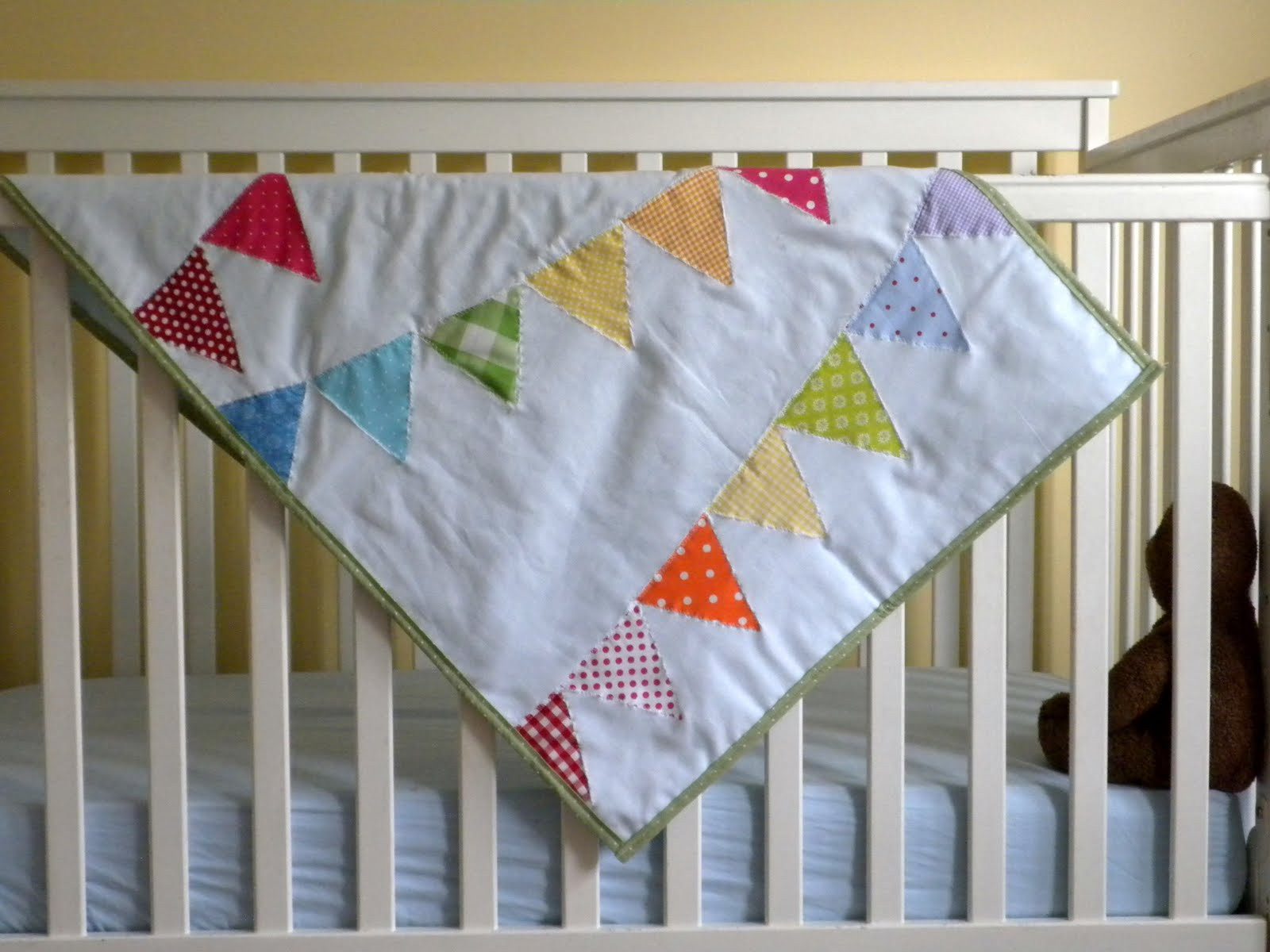 Diy Baby Quilt
 DIY Craft List Bunting Baby Quilt