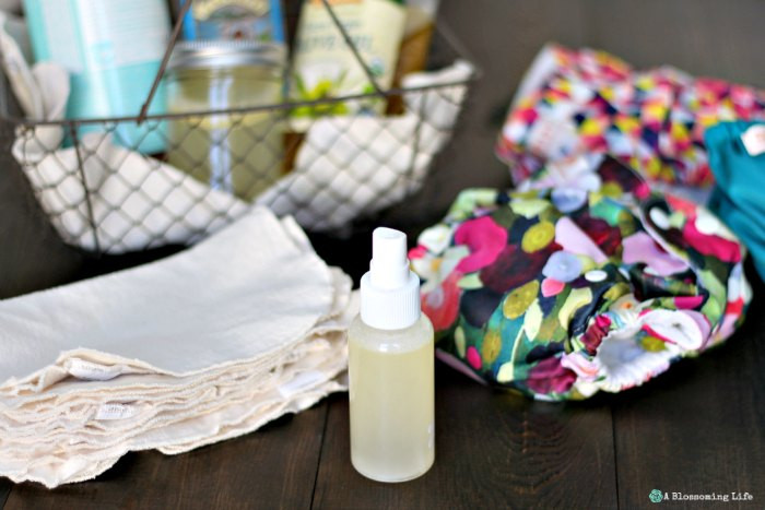 Diy Baby Wipe Solution
 Homemade Baby Wipes For Reuseable Disposable Wipes A