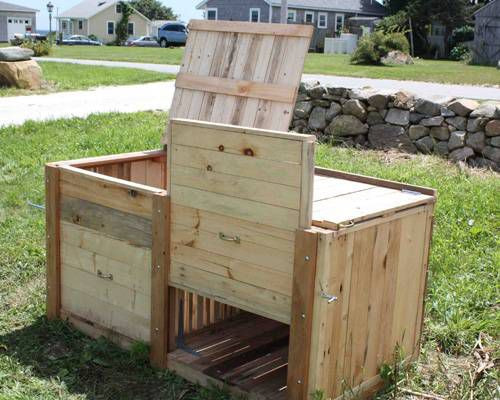 DIY Compost Bin Wood
 Add sides top doors partition