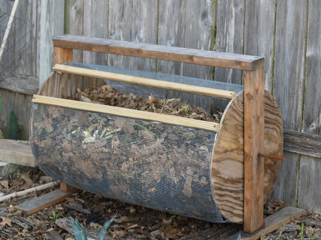 DIY Compost Bin Wood
 12 DIY post Bin Ideas