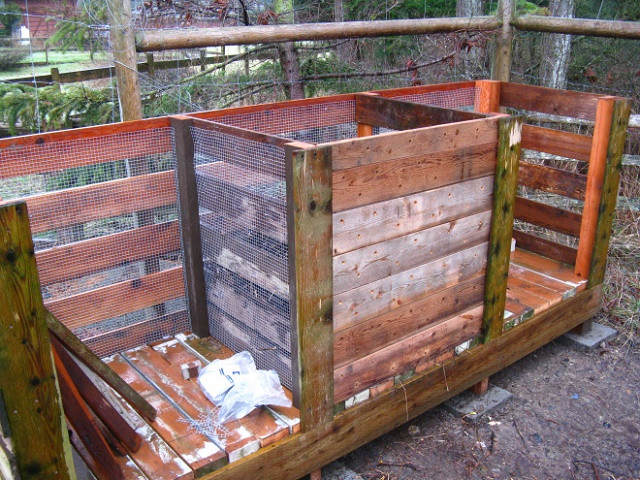 DIY Compost Bin Wood
 How To Build A post Bin