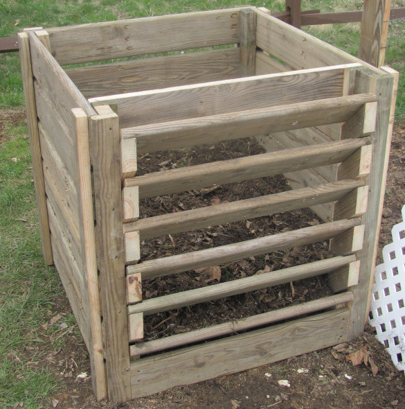 DIY Compost Bin Wood
 how to make a wood pallet post bin – narrow93ucm