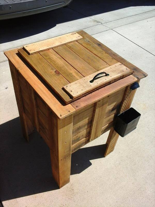 DIY Cooler Box Plans
 DIY Pallet Cooler Box Plan