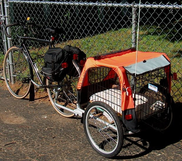 DIY Dog Bike Trailer
 Child trailer converted to dog trailer bikes