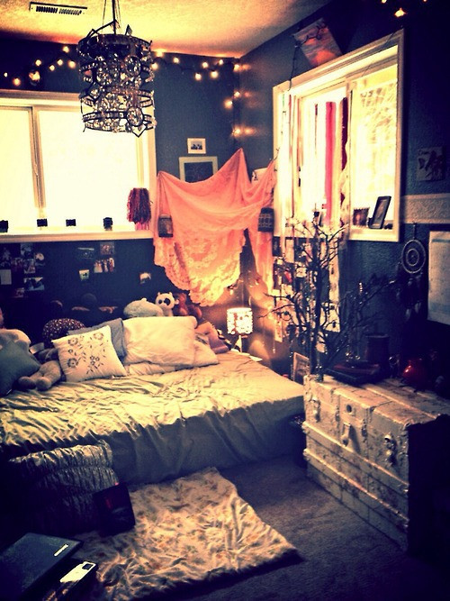 DIY Emo Room Decor
 Bedroom w Dark Walls "Fairy Lights" & LOTS of