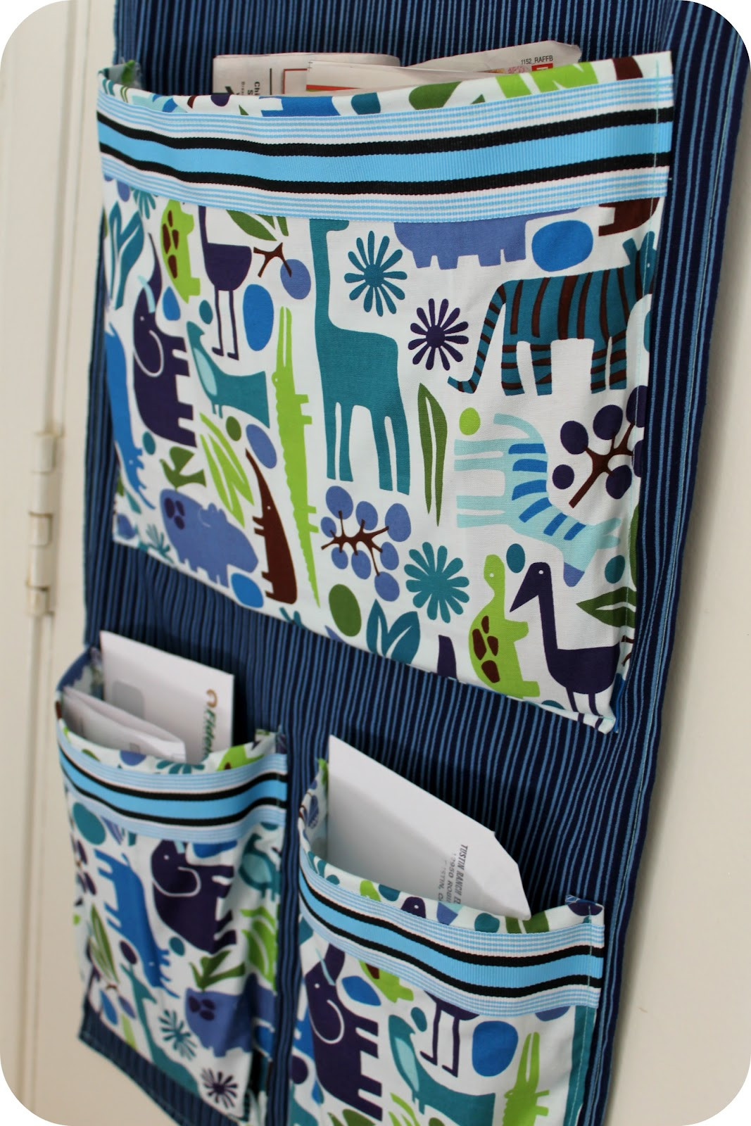 DIY Fabric Organizer
 DiY Project Sew a Fabric Mail Organizer for the Wall