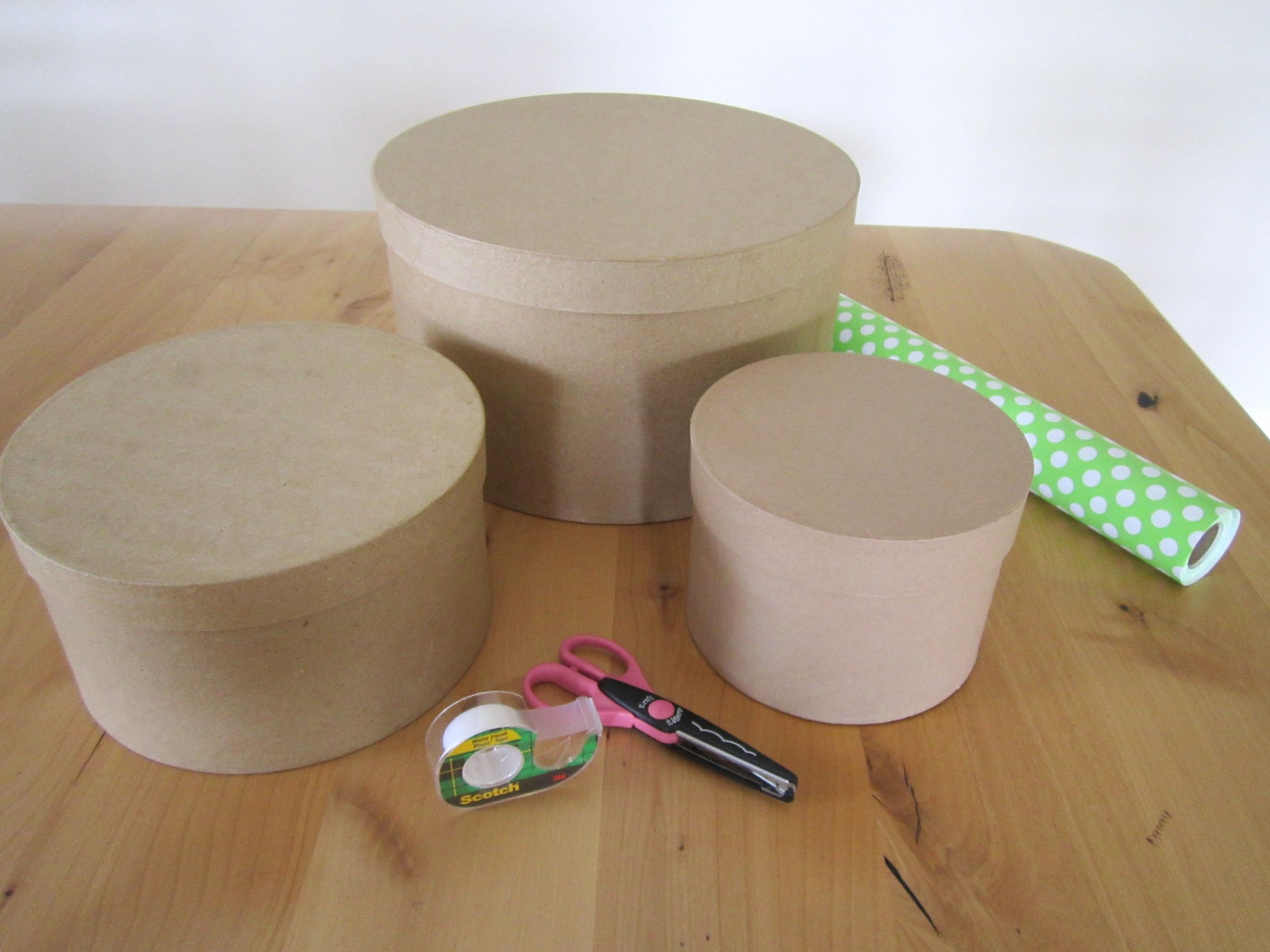 DIY Hat Boxes
 DIY Hat Box Cupcake Tower Tutorial