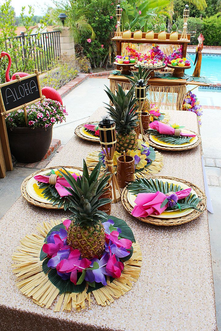 DIY Hawaiian Party Decorations
 DIY Pineapple Centerpieces