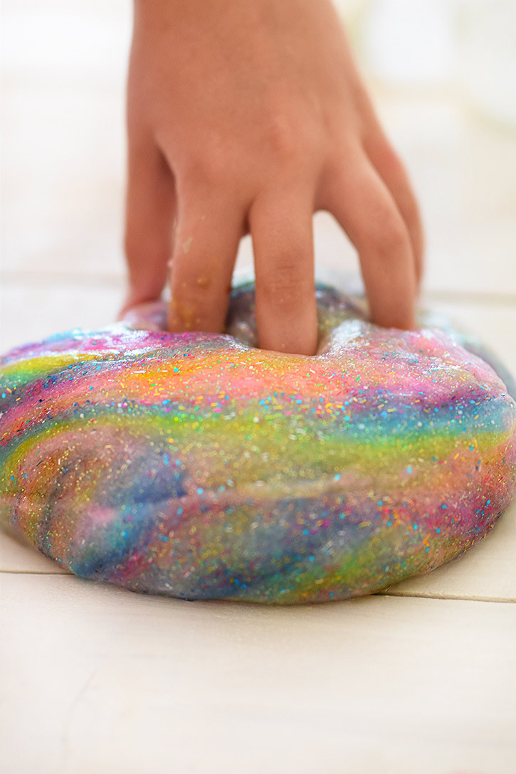 DIY Kids Slime
 How To Make Rainbow Slime