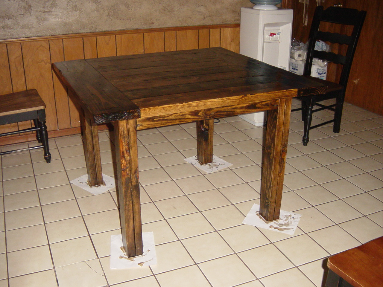 DIY Kitchen Table Plans
 See the Do it yourself kitchen table plans
