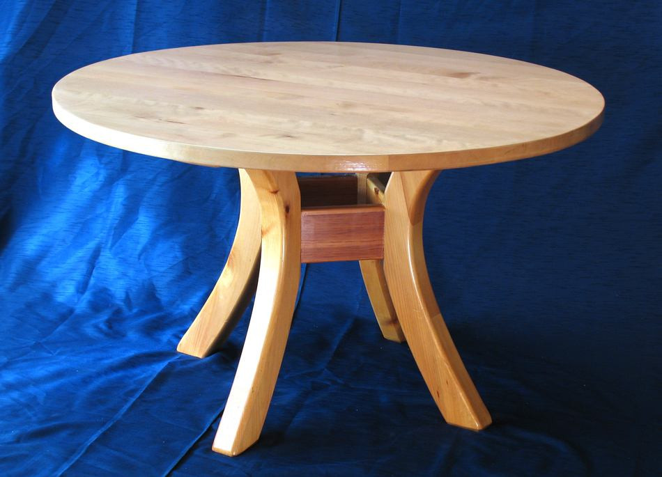 build a round kitchen table