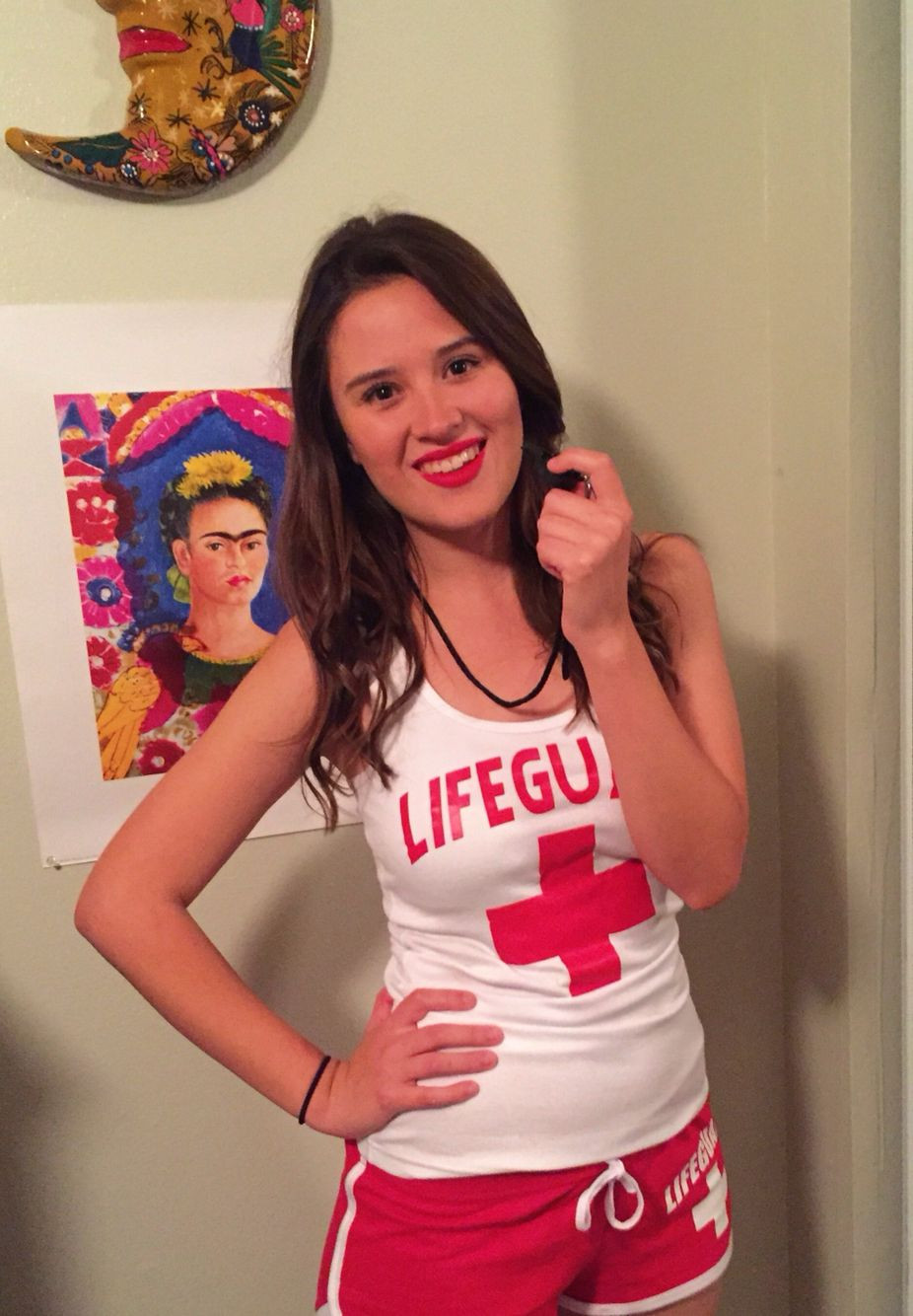 DIY Lifeguard Costume
 Lifeguard costume Halloween Pinterest