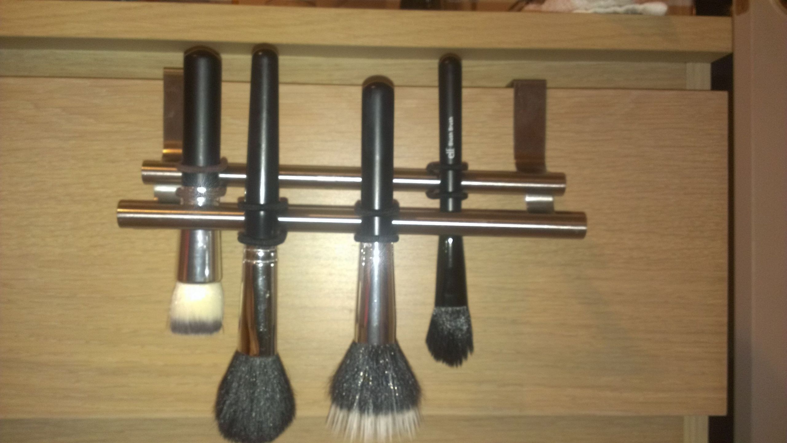 DIY Makeup Brush Drying Rack
 diy makeup brush drying rack
