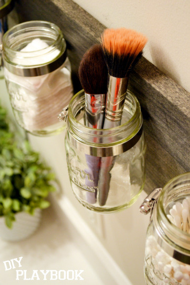 DIY Mason Jar Organizer
 15 Genius Ideas To Keep Your Makeup Totally Organized