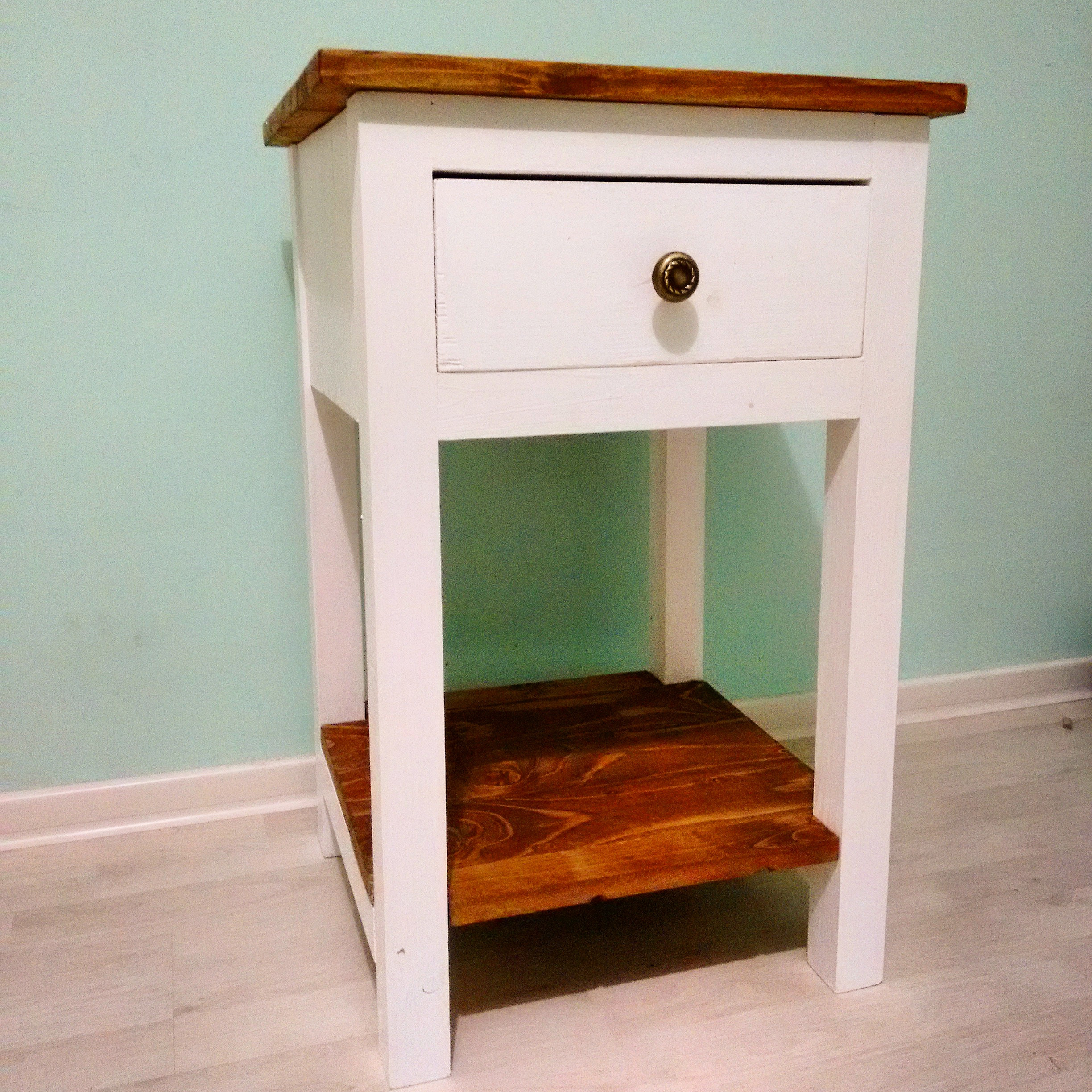 DIY Nightstands Plans
 How to build a farmhouse nightstand