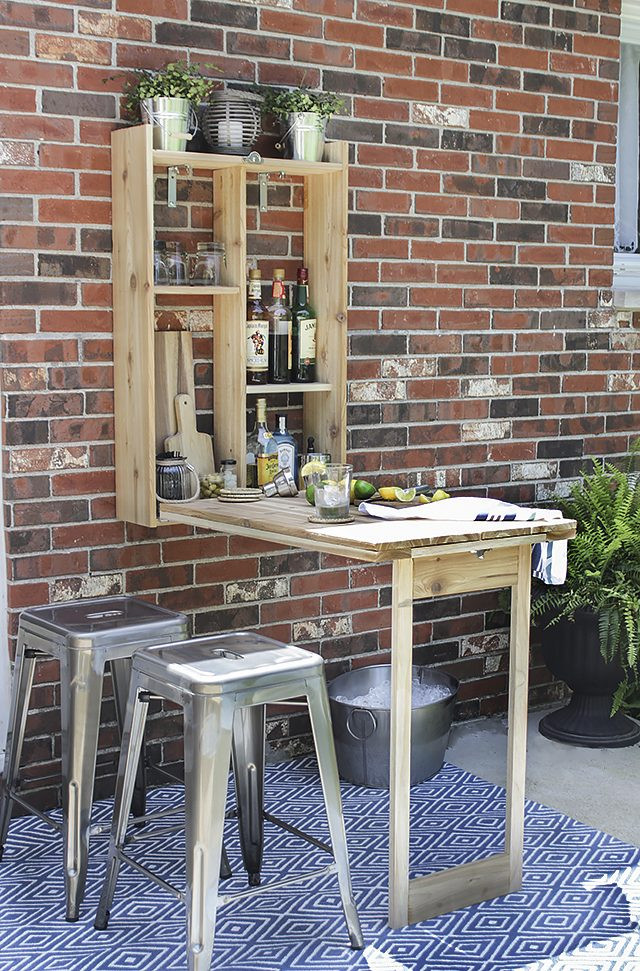 DIY Outdoor Bars
 9 Cool DIY Outdoor Murphy Bars For Refreshing Outside