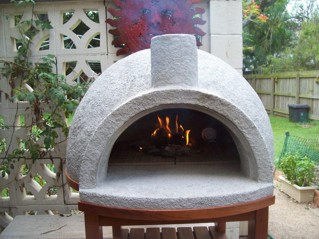 DIY Outdoor Bread Oven
 DIY Video How to Build a Backyard Wood Fire Pizza Oven