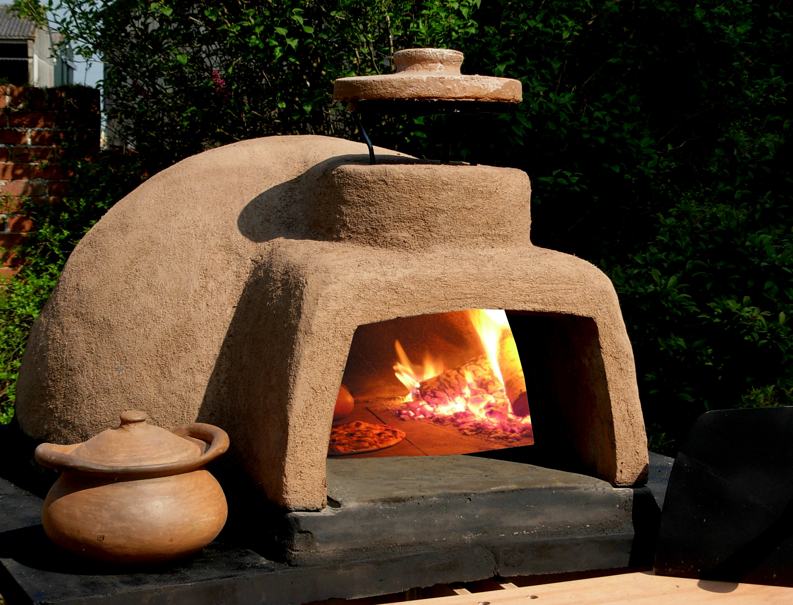 DIY Outdoor Bread Oven
 15 DIY Pizza Oven Plans For Outdoors Backing – The Self