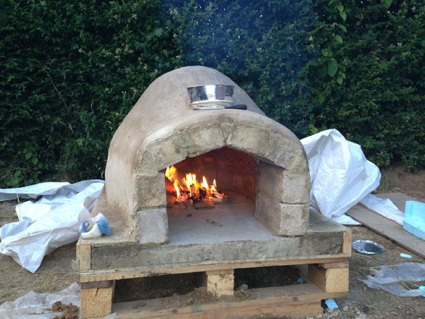 DIY Outdoor Bread Oven
 15 Wood Fired Pizza Bread Oven Plans For Outdoors Backing