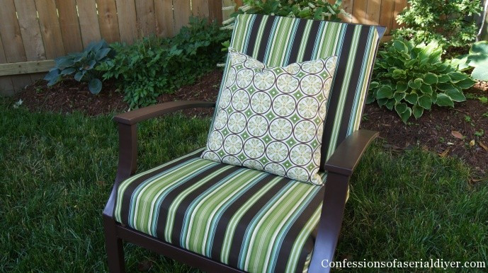 DIY Outdoor Chair Cushions
 24 DIY Tutorials and Tips