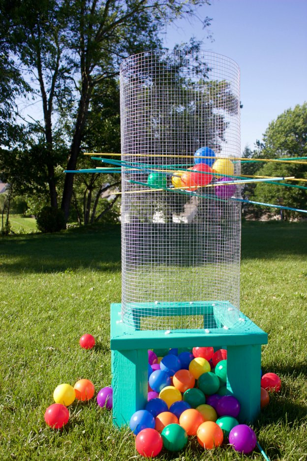 Diy Outdoor Games For Kids
 20 DIY Yard Games Plus Classic Lawn Games to Buy