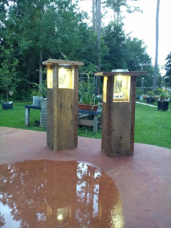 DIY Outdoor Lighting Without Electricity
 DIY Outdoor Lights made up of Pallets