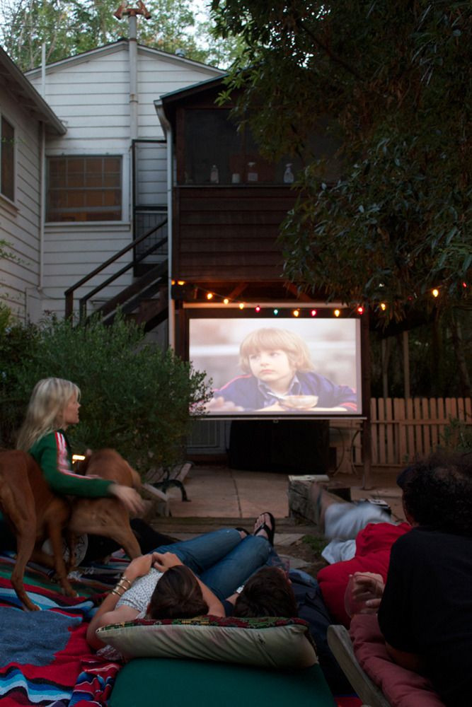DIY Outdoor Movie Theater
 38 best Outdoor Movie Screen DIY Cinema Outdoor Ideas