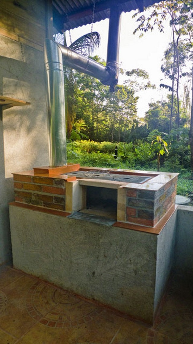 DIY Outdoor Oven
 How To Build Your Own DIY Outdoor Wood Stove Oven Cooker