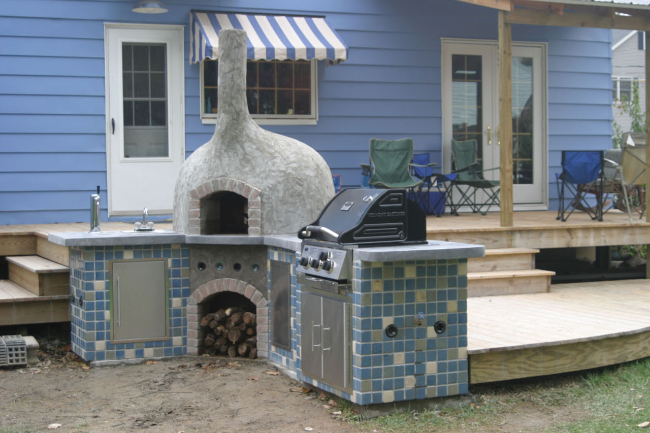 DIY Outdoor Oven
 15 DIY Pizza Oven Plans For Outdoors Backing – The Self