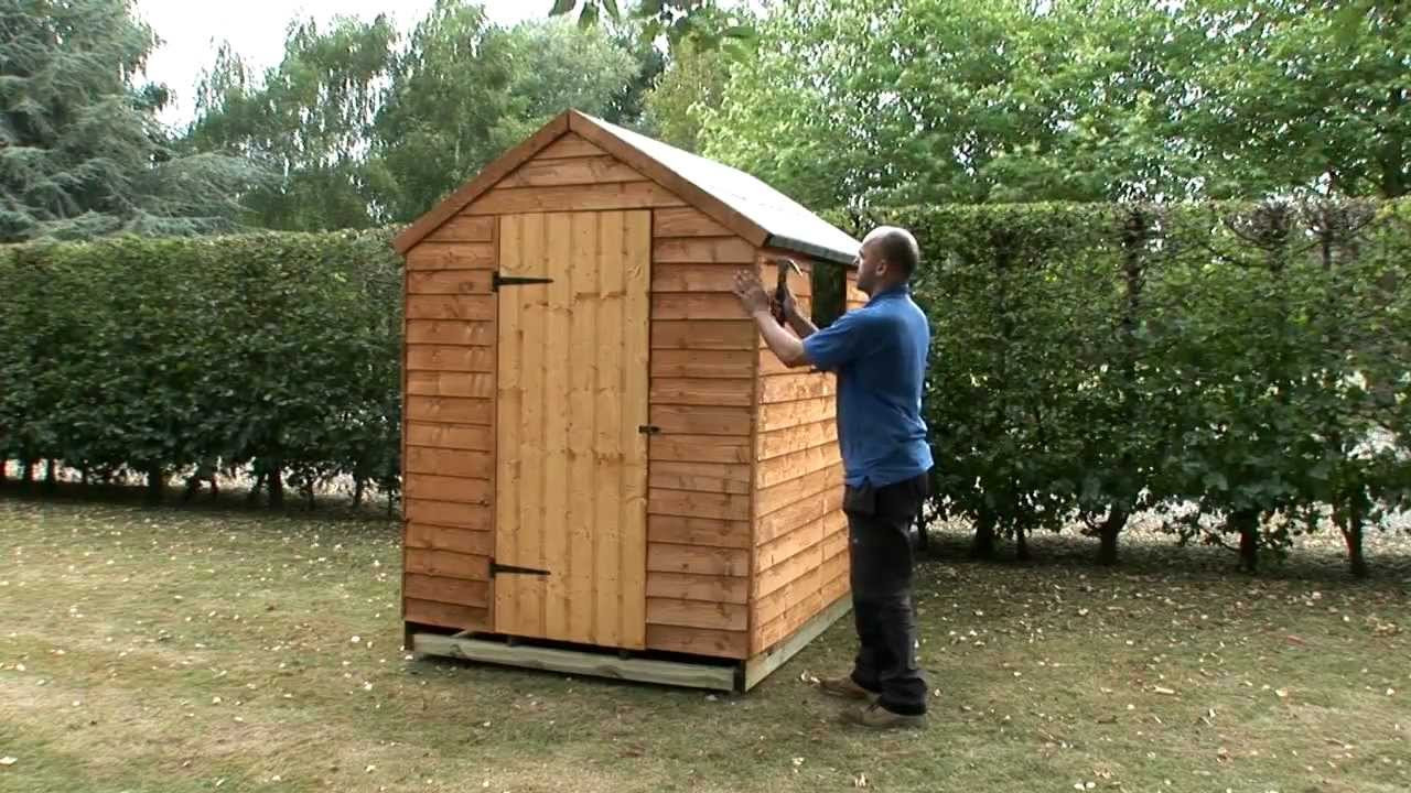 DIY Outdoor Shed
 How to build a garden shed onto a wooden base