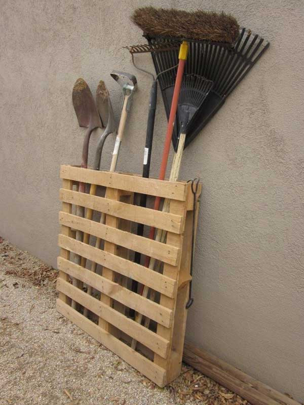 DIY Outdoor Storage Ideas
 24 Practical DIY Storage Solutions for Your Garden and Yard