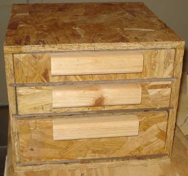 DIY Plywood Box
 DIY Plywood Tool Box PDF Download redwood storage bench
