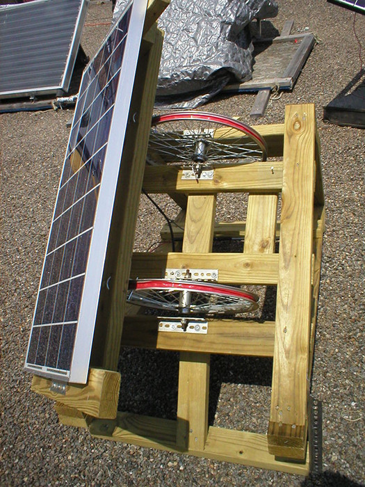 DIY Solar Tracker Plans
 Sandra Build solar tracker
