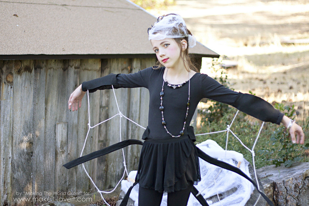 DIY Spider Woman Costume
 DIY Spider Costume for Tweens Teens or any age really