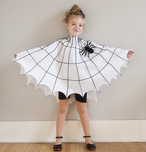 DIY Spider Woman Costume
 easy diy spider and spider web costumes